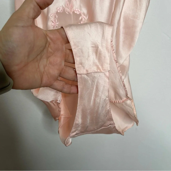 VINTAGE Victoria's Secret Gold Label Silk Heart Embroidered Ruffle Teddy Size S - Picture 9 of 15